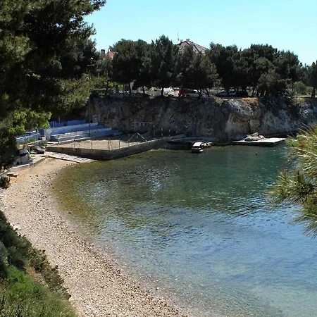 شقة With A Parking Space - 12203